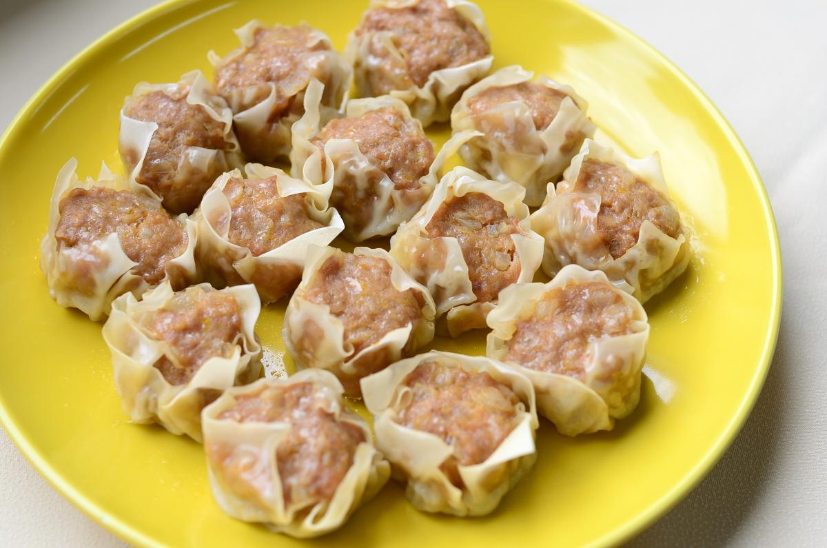 「ホルモン焼きの味噌ダレ」を使って！味噌焼売