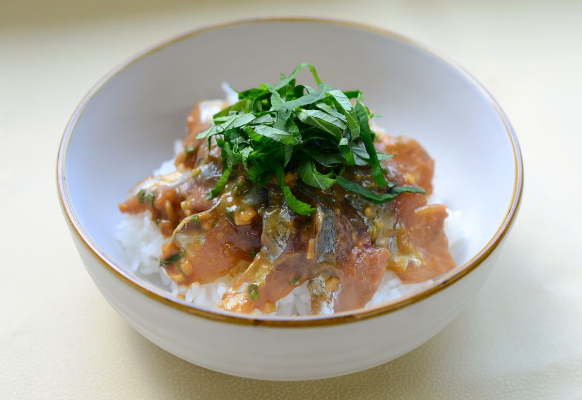 アジの江戸甘味噌だれ丼